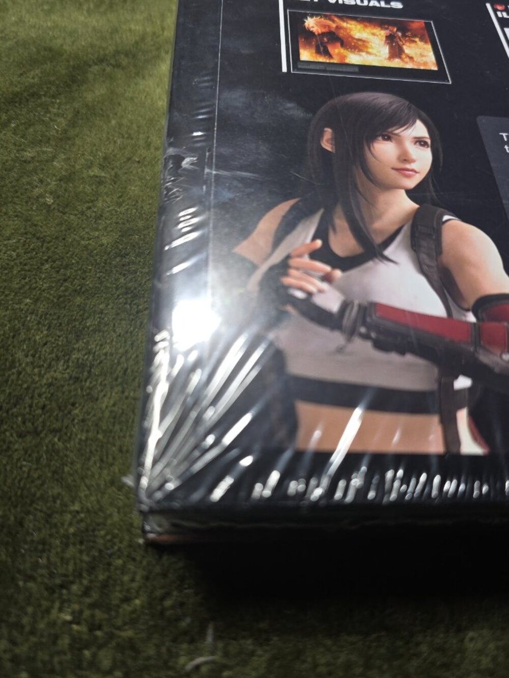 Final Fantasy VII Rebirth Material Ultimania Art Book Hardcover Square Enix (Sea - Picture 3 of 3